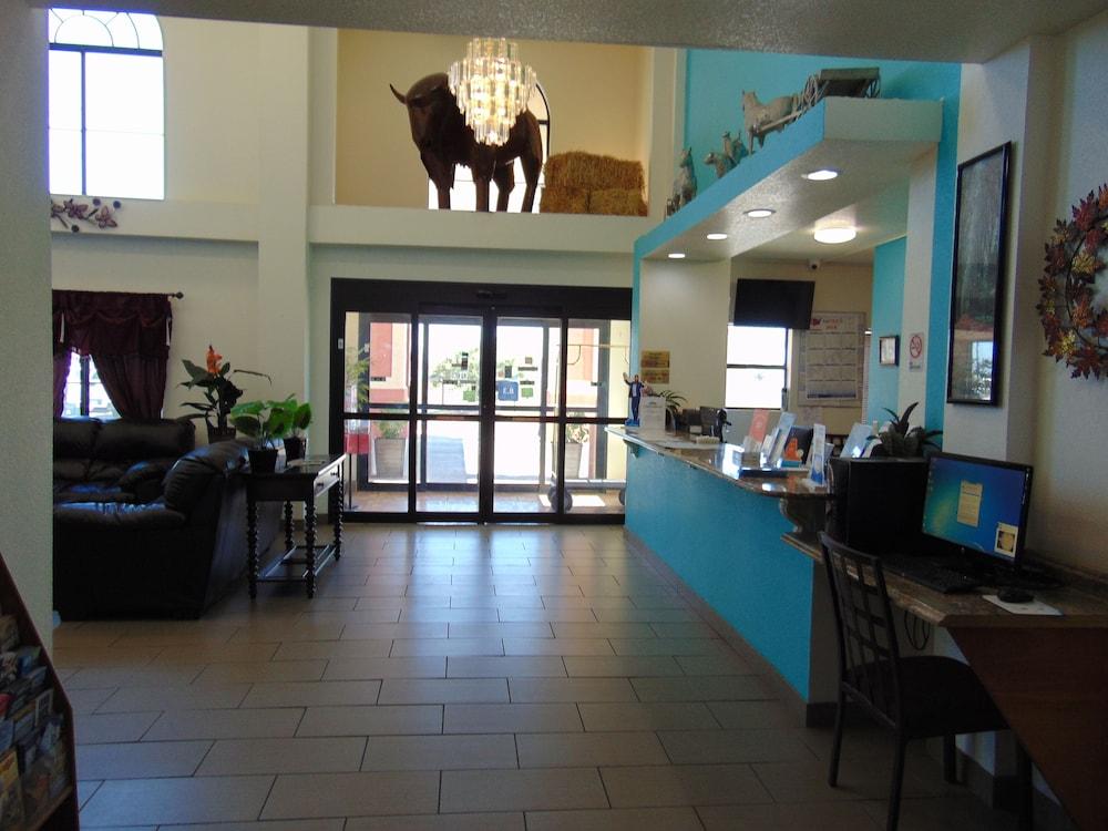Howard Johnson By Wyndham Lubbock Tx Ngoại thất bức ảnh