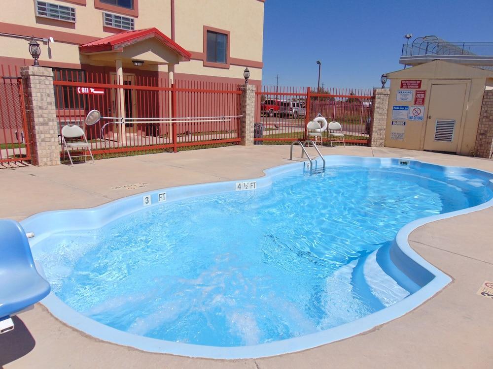 Howard Johnson By Wyndham Lubbock Tx Ngoại thất bức ảnh