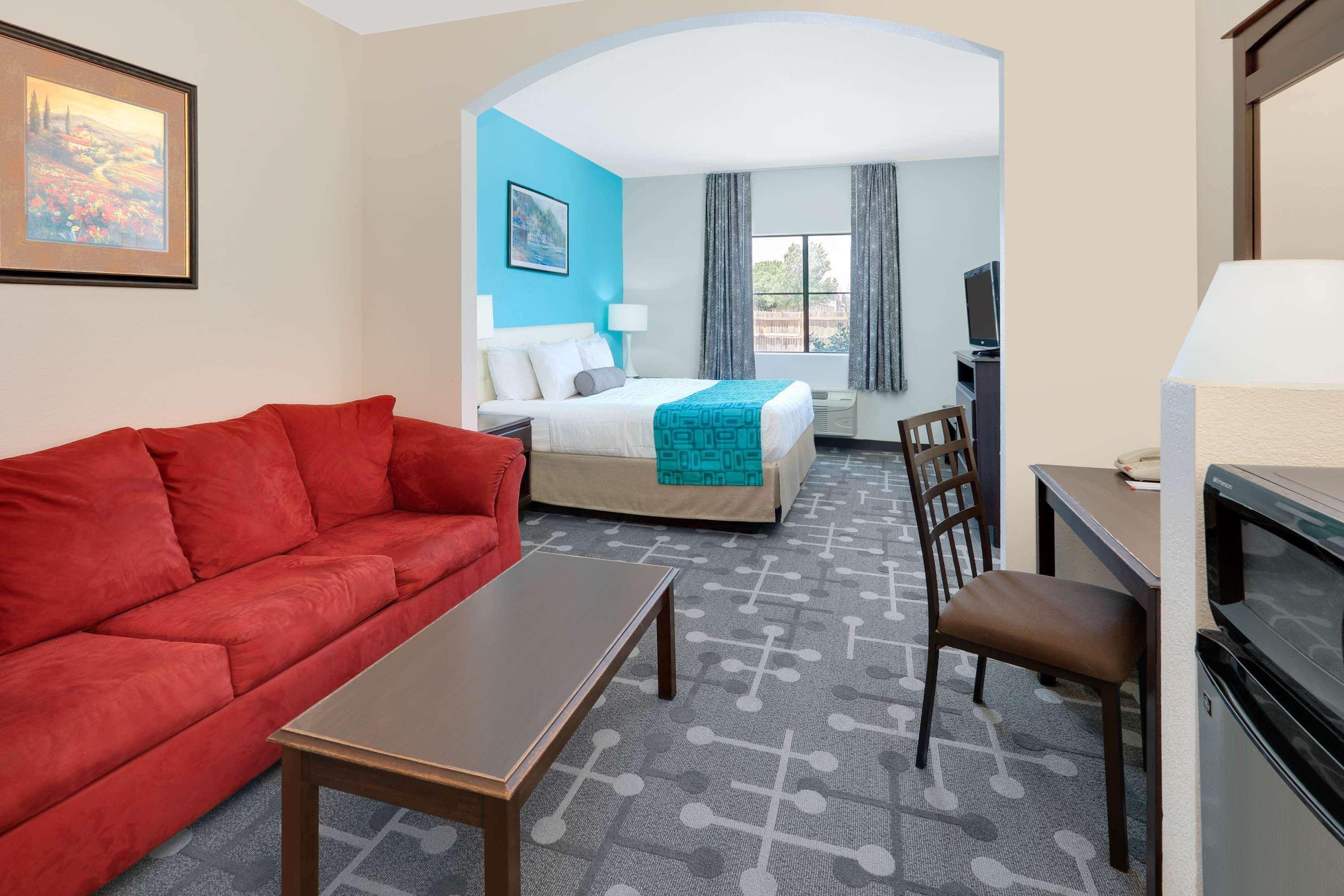 Howard Johnson By Wyndham Lubbock Tx Ngoại thất bức ảnh