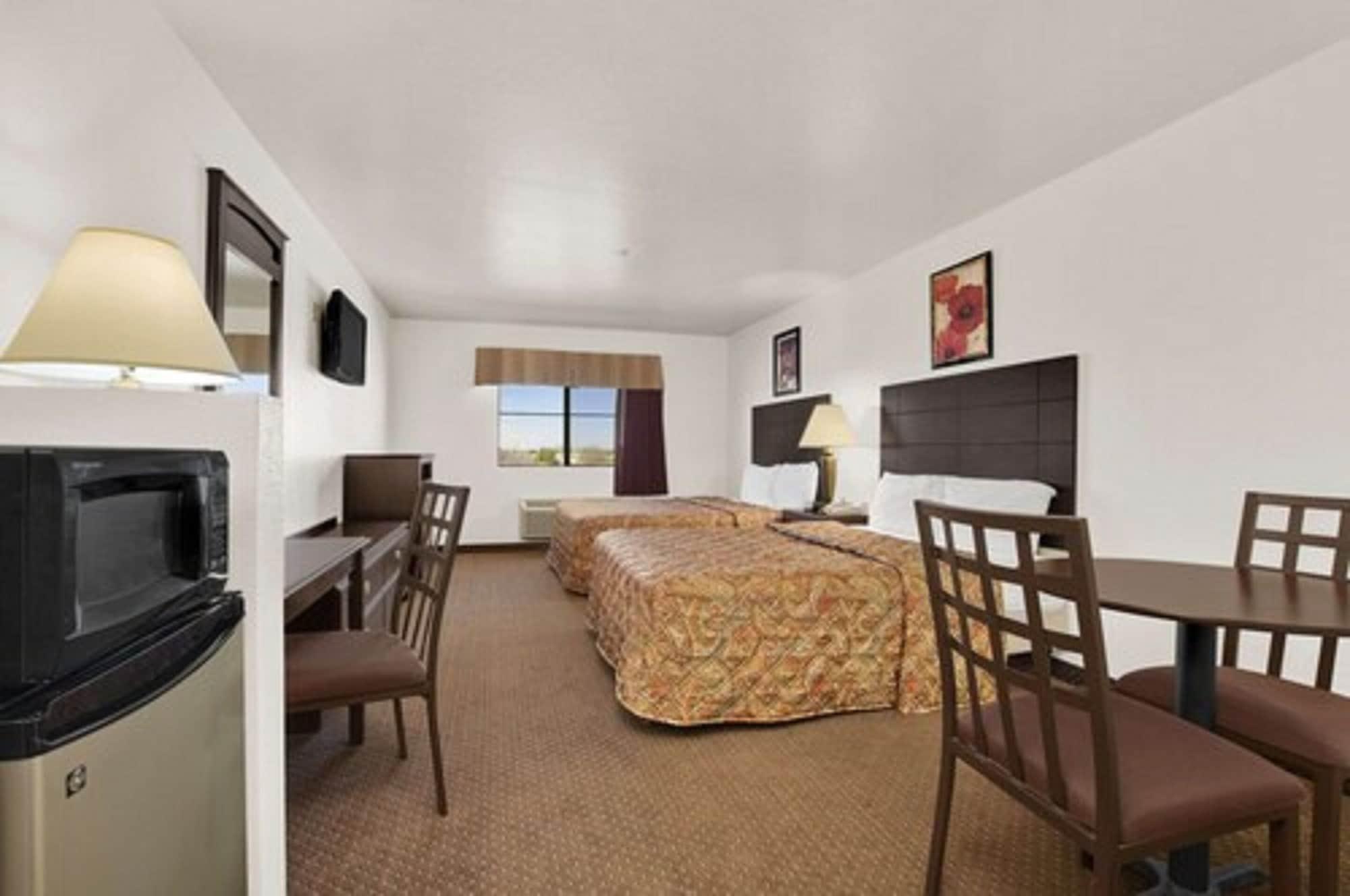 Howard Johnson By Wyndham Lubbock Tx Ngoại thất bức ảnh